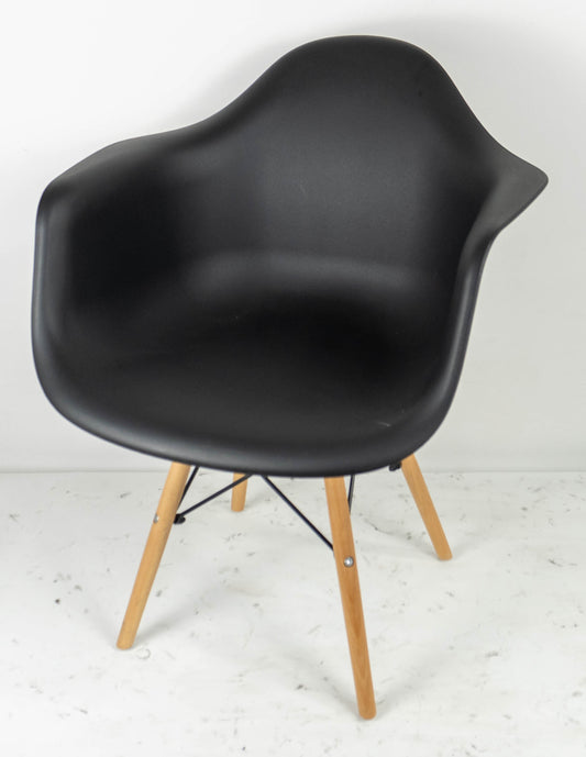 Silla Eames Con Brazo