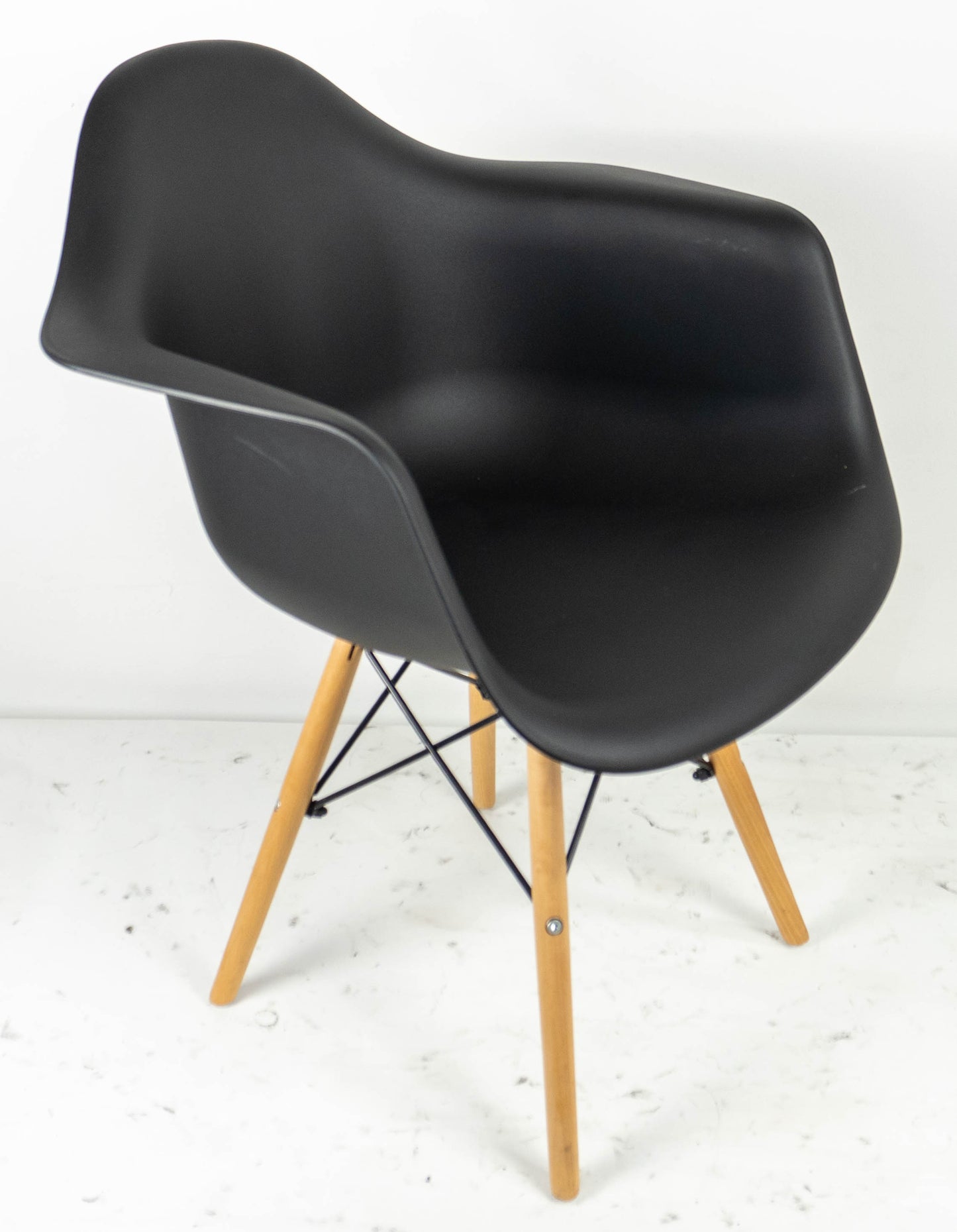 Silla Eames Con Brazo