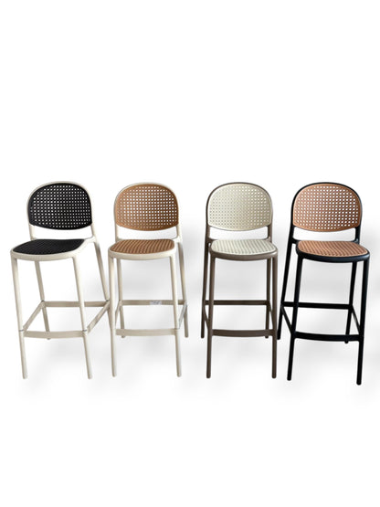 Taburete PP Verano
