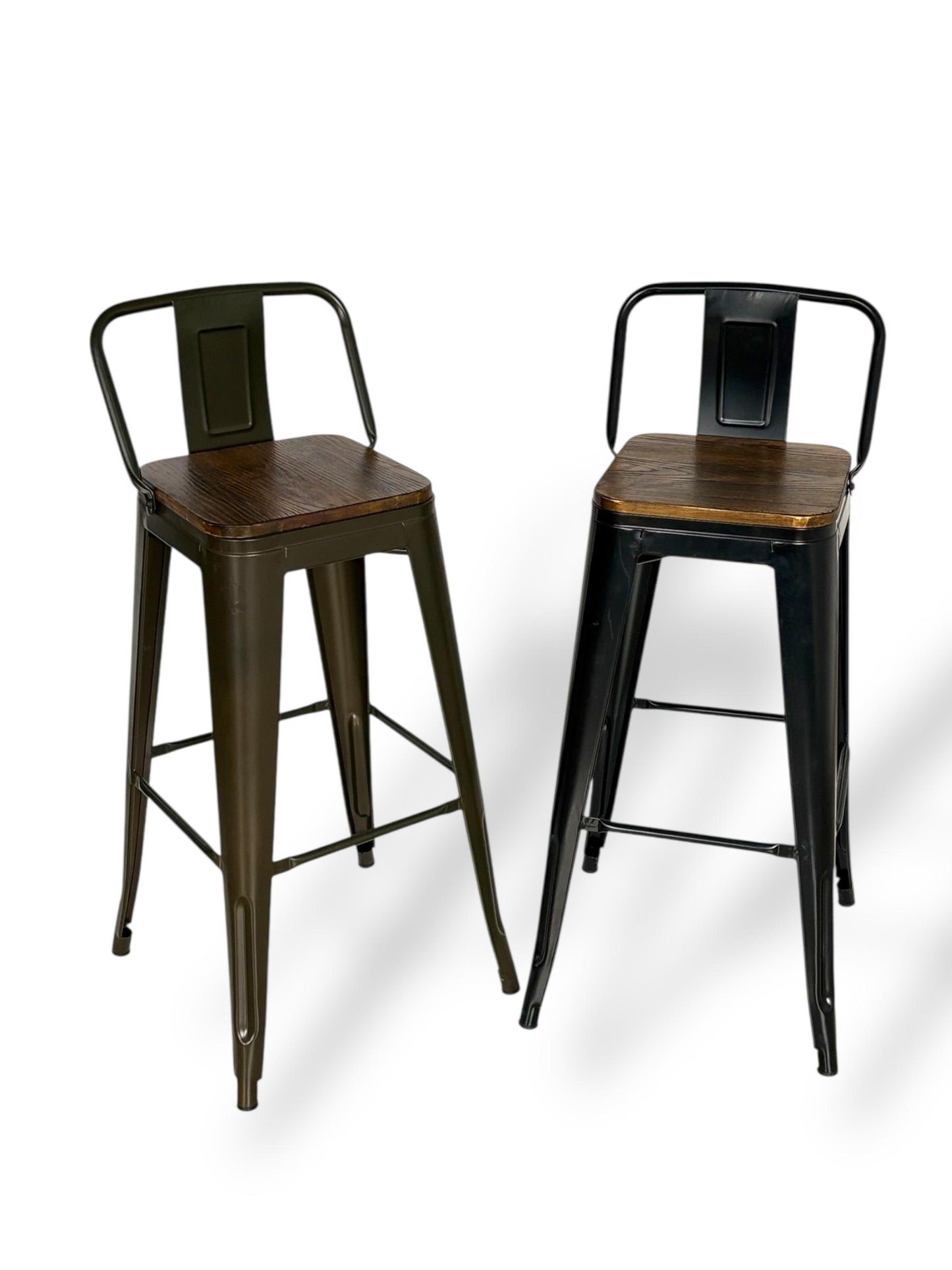 Taburete Metálico con Asiento en Madera